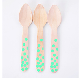Wooden Spoons - Blue dots (x20)